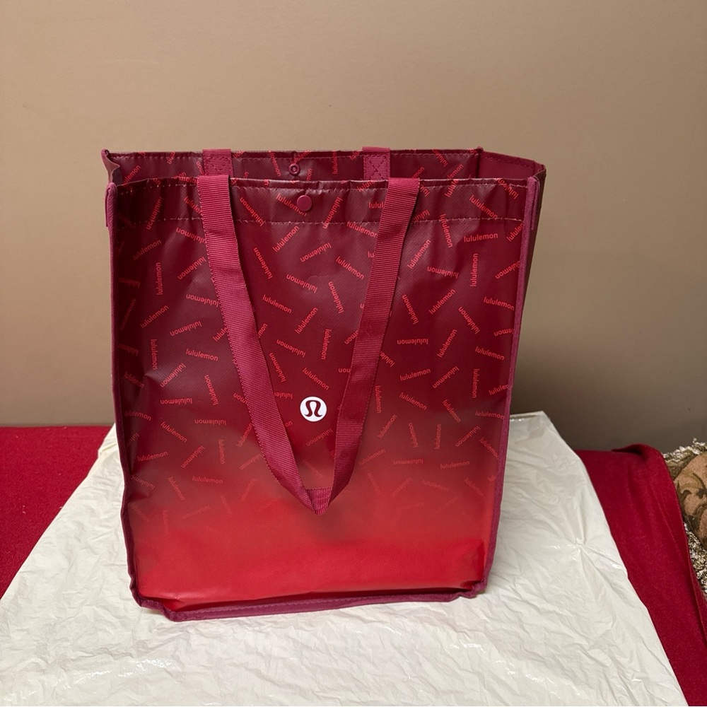 Lululemon Reusable Big Shopping Tote Bag Red Burgundy 16x14x6” Snap Closure